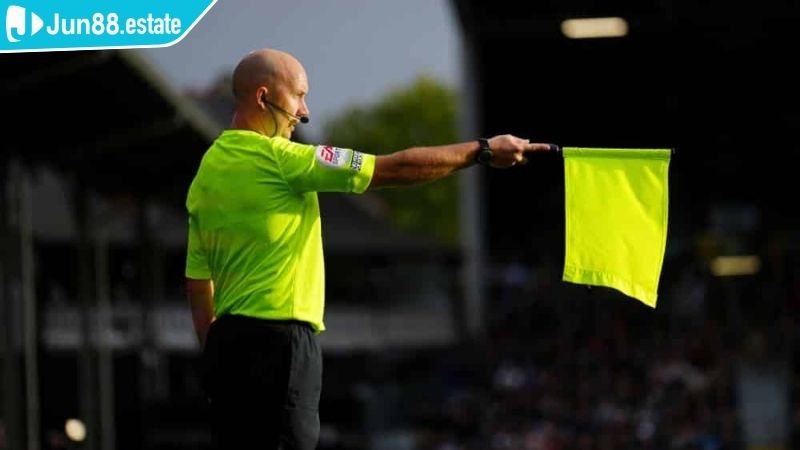 Kèo Việt Vị Trong Bóng Đá Kinh Nghiệm Từ Chuyên Gia JUN88 2 Kèo việt vị trong bóng đá chấp